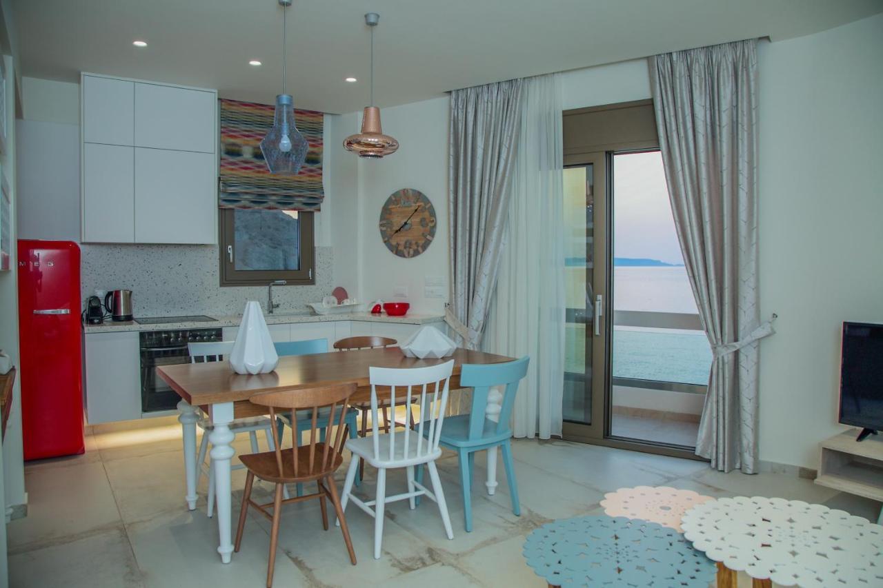 Almyra Seaside House Mókhlos Ngoại thất bức ảnh